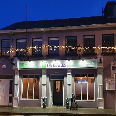 Hotel The Bowers Bar & Restaurant à Ballinrobe Extérieur photo